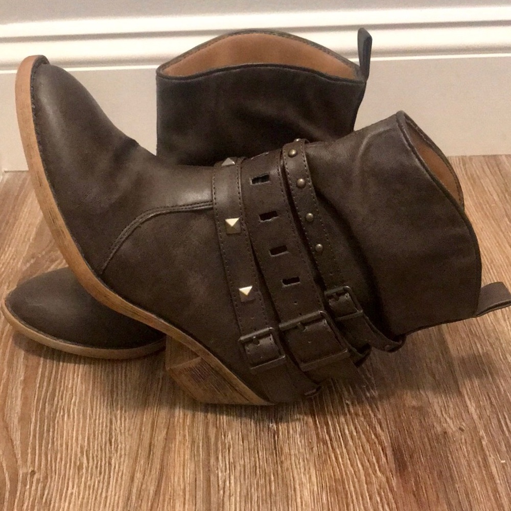 Mossimo Supply Co | Women’s Booties | Size 6